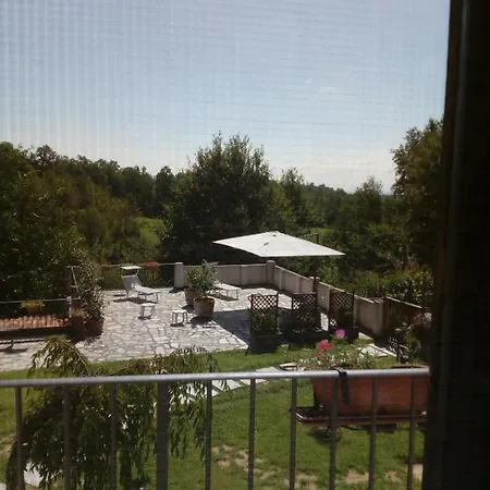 Cascina Spazio Indaco Panzió