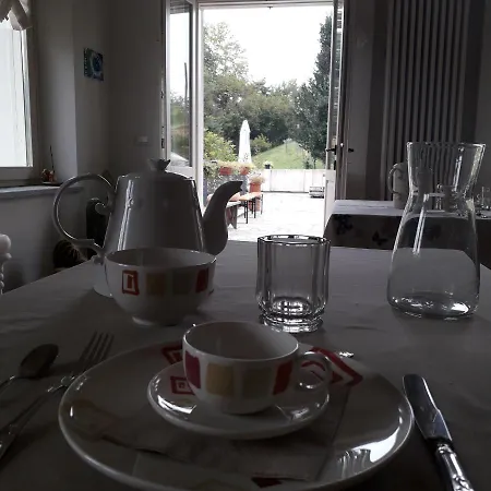 Cascina Spazio Indaco Bed & Breakfast *