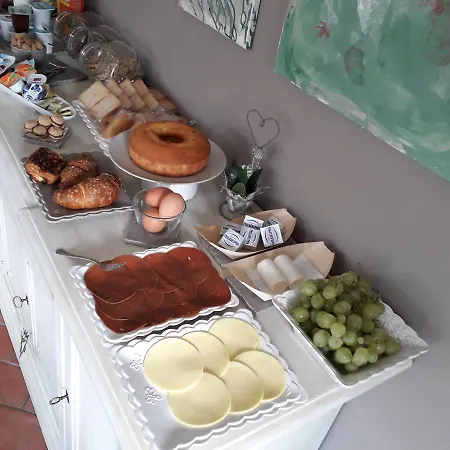 Bed & Breakfast Cascina Spazio Indaco Castagnole Monferrato
