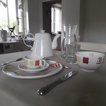 Cascina Spazio Indaco Bed & Breakfast *