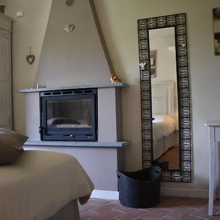 Cascina Spazio Indaco B&B 3*