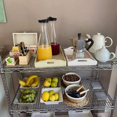 Bed & Breakfast Cascina Spazio Indaco *