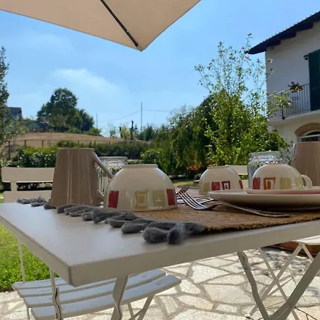 Cascina Spazio Indaco Bed & Breakfast *
