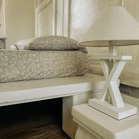 Cascina Spazio Indaco Bed & Breakfast *