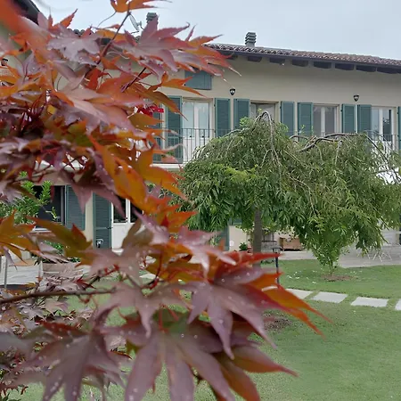Bed & Breakfast Cascina Spazio Indaco